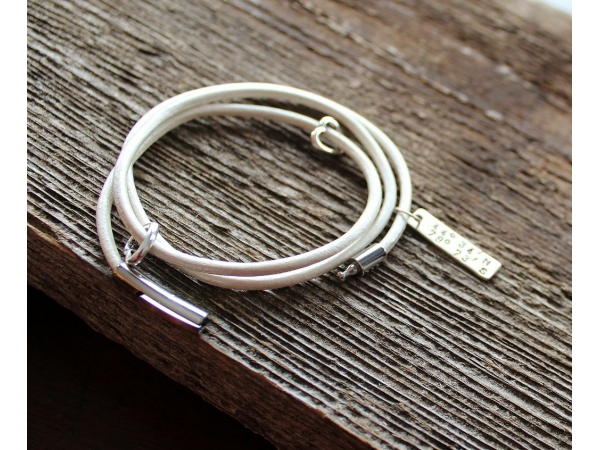 Easy to use beautiful clasp
