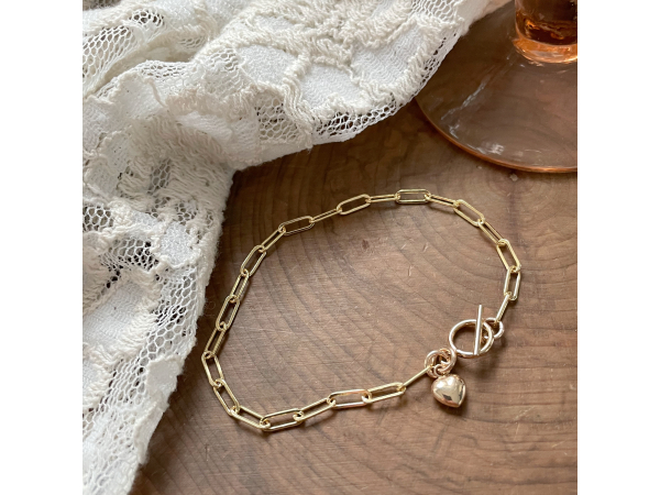 gold chain bracelet