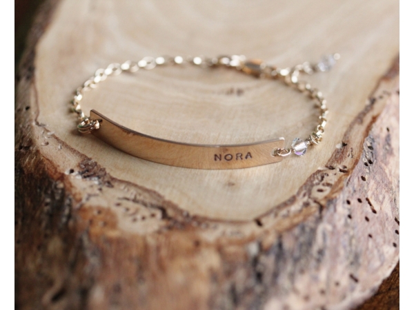personalized gold bar bracelet