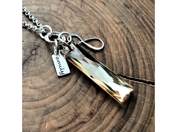 Joy necklace