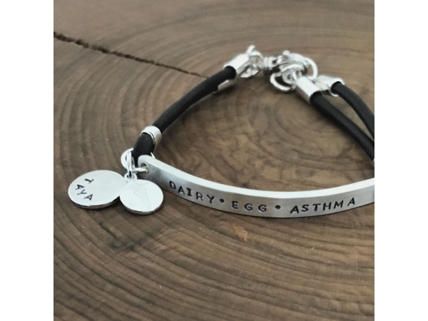 personalized medic alert bracelet