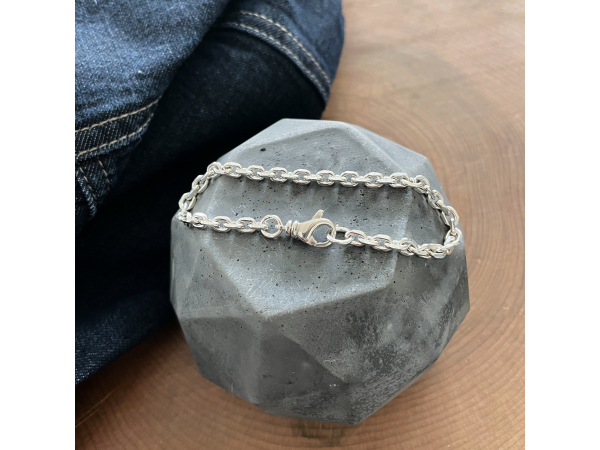 thick silver chain bracelet
