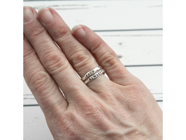 personalized name rings