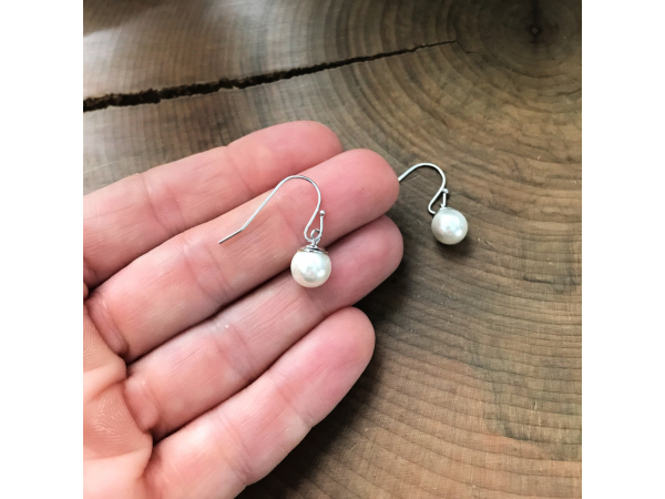 classic pearl earrings