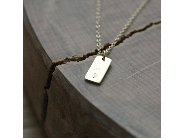 my story isn't over yet necklace