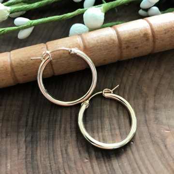 14k gold hoop earrings
