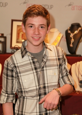 Jackson Pace Wearing 2 Sisters Handcrafted at The Oscars Jackson Pace Wearing 2 Sisters Handcrafted at The Oscars