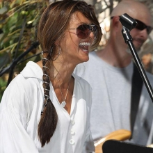 Nia Peeples wearing 2 Sisters Handcrafted Necklace nia_and_my_necklace.jpg