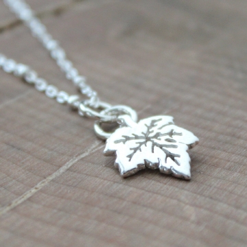 Sterling Silver Delicate Maple Leaf Necklace, Petite Everyday Silver Leaf Necklace, Proud Canadian  Maple Necklace, Simple Silver Necklace Gift